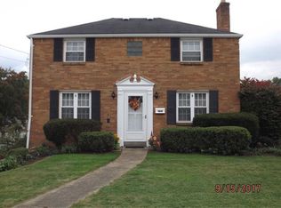 1414 Riverview Dr, Verona, PA