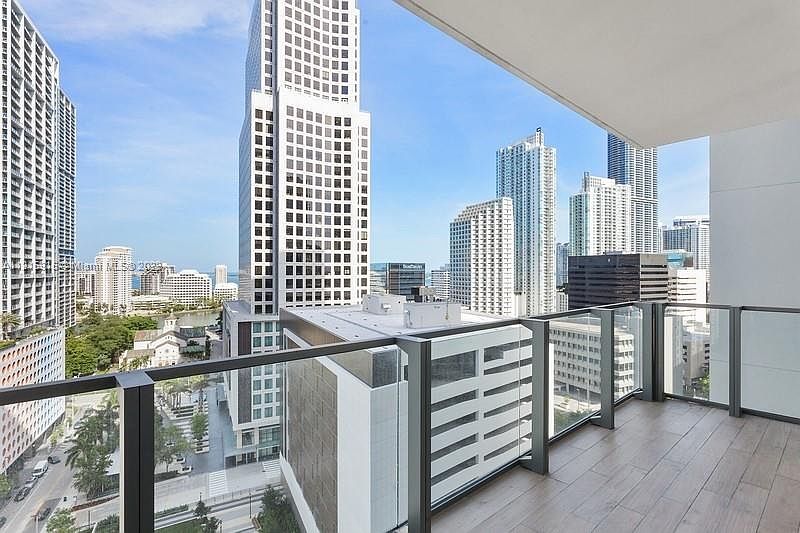 1st image of 68 SE 6th St #1209