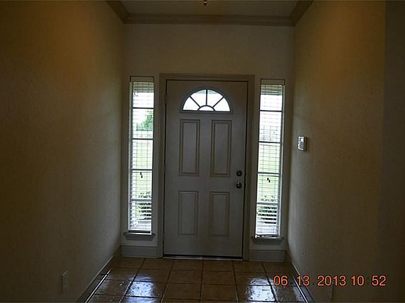 Large open entry way