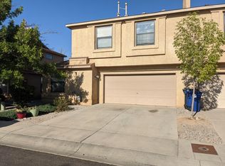 8619 Alta Loma Ln NE, Albuquerque, NM 87113