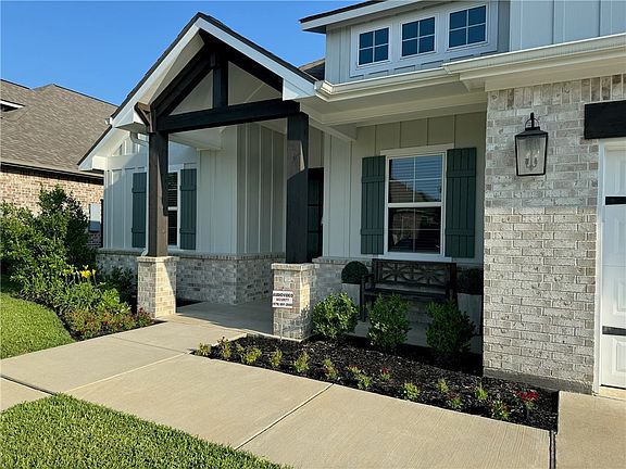 3rd image of 1914 Cottonwood Terrace Ct
