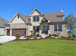 377 Andover Dr, Oswego, IL