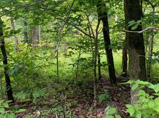 Oak View Ln, Tobyhanna, PA 18466