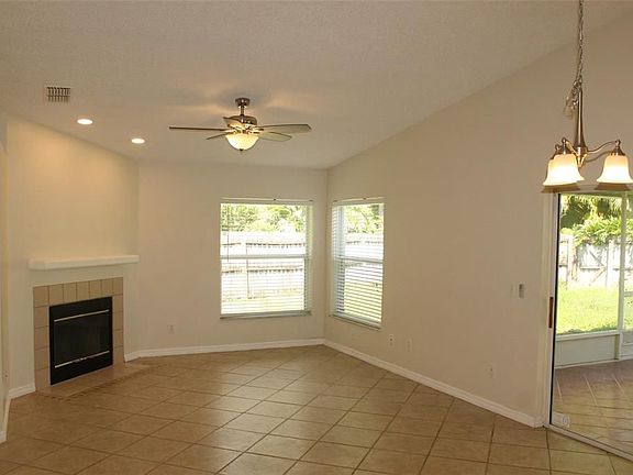 3rd image of 13581 Fordwell Dr