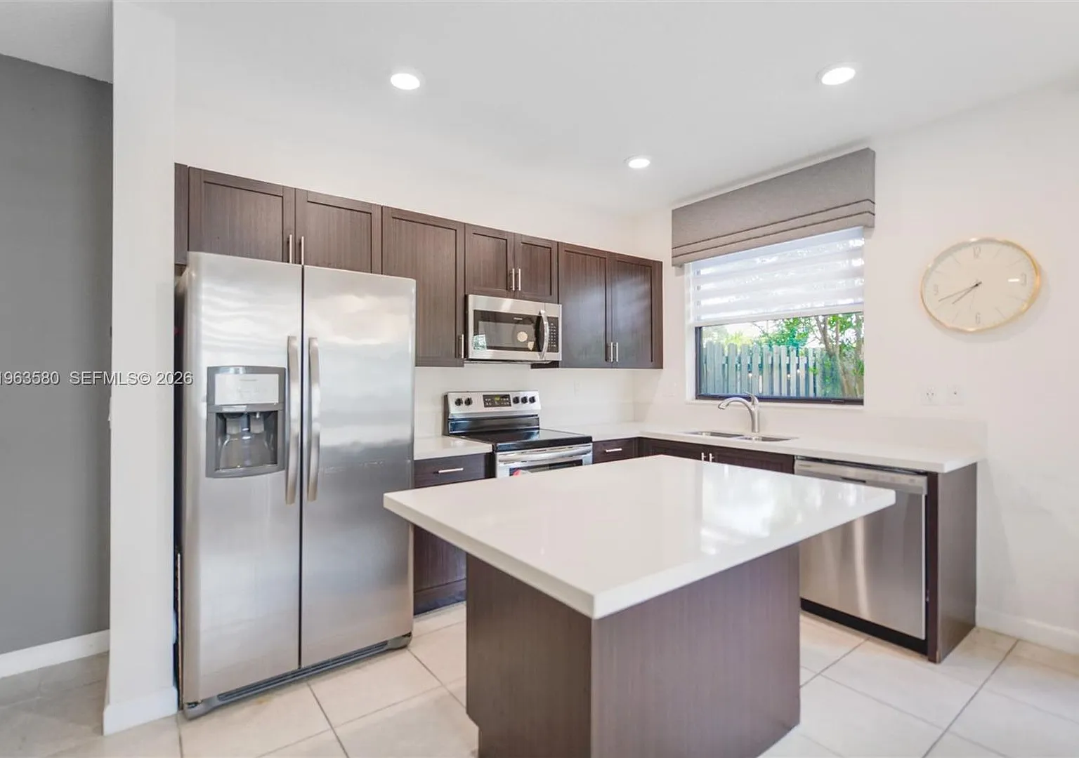 20814 NE 5th Court 20814, Miami, FL 33179 — Photo 1