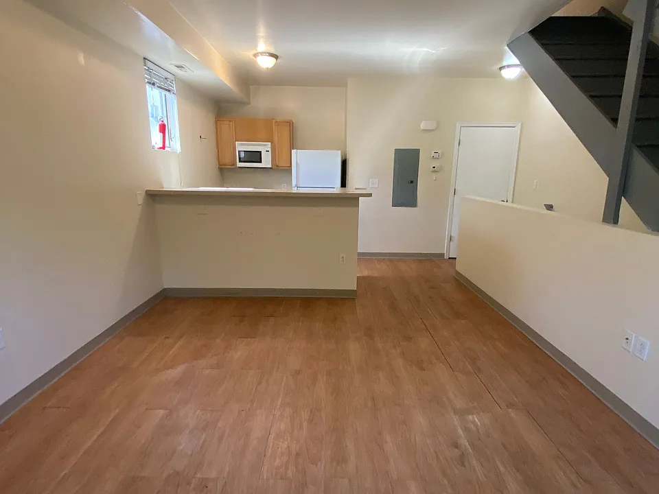 1508 W Montgomery Ave #A