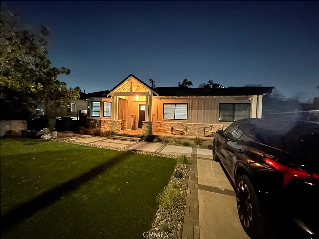 4 bed, 1700 sqft, $6,000 — Photo 3