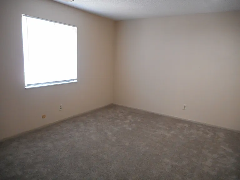 8498 Lane Dr #6 — Photo 6