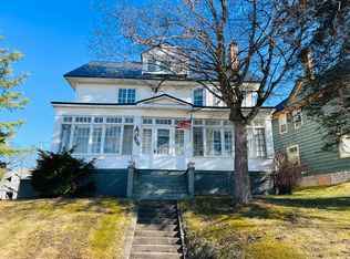 909 Prospect Ave, Sault Sainte Marie, MI 49783