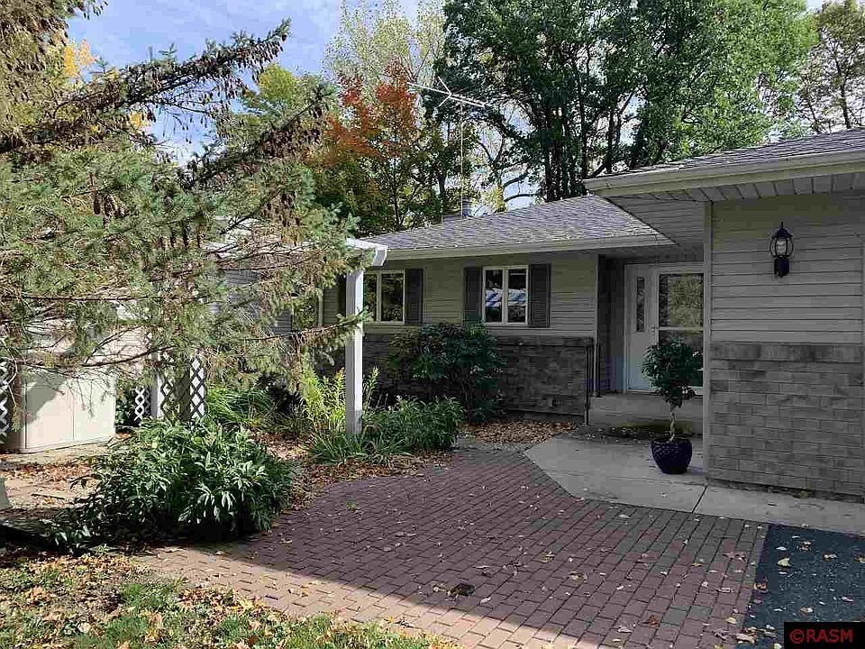 1st image of 115 N Shore Dr