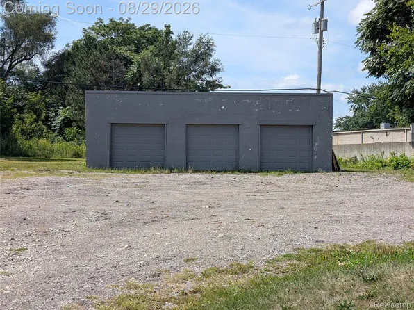 421 N Paddock St, Pontiac, MI 48342