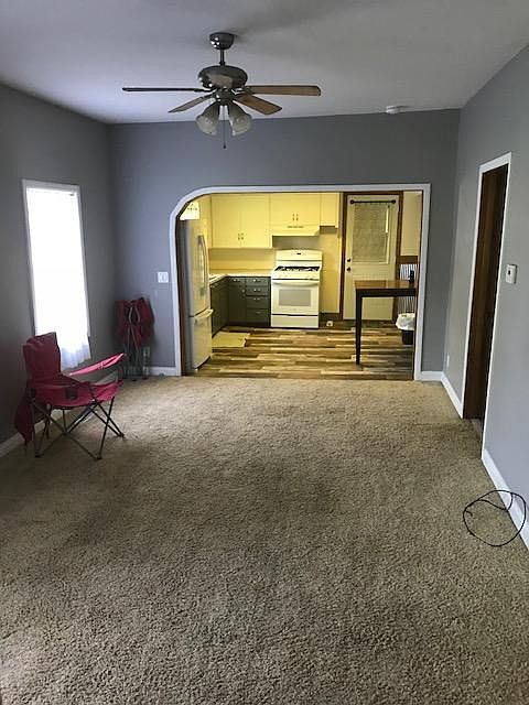 1st image of 933 N 5th St