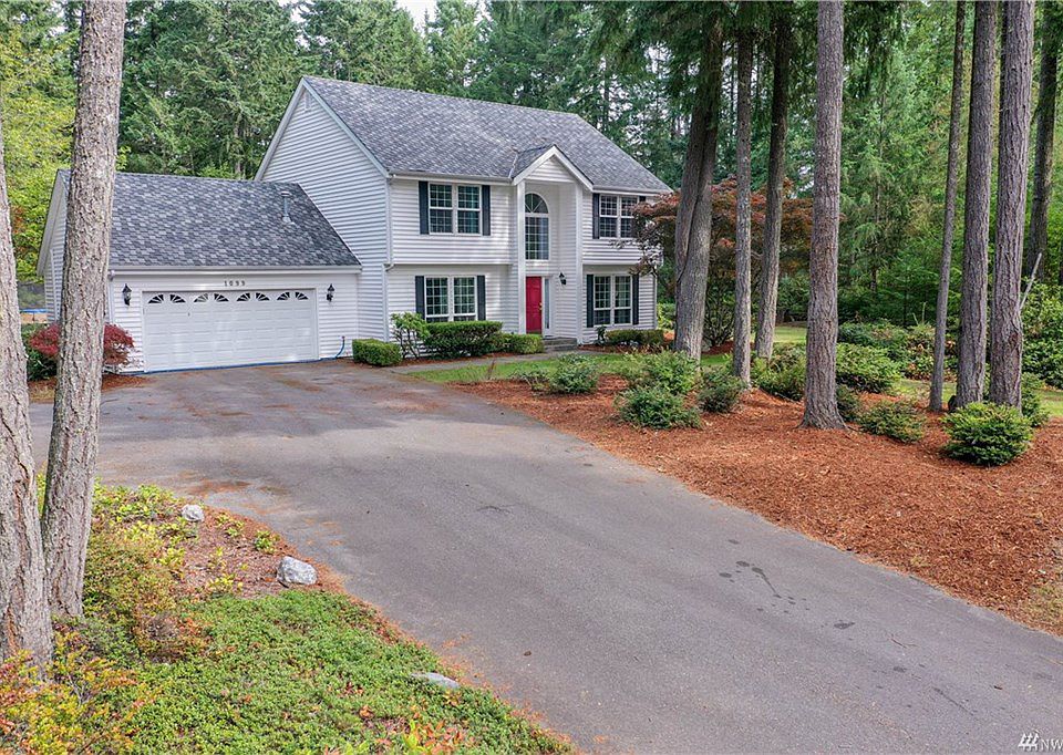 1st image of 1099 SE Saint Patrick Ct