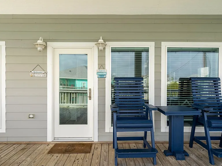 Palm Ridge Dr — Photo 32