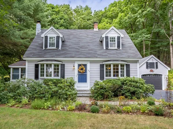 44 W Prescott St, Westford, MA 01886