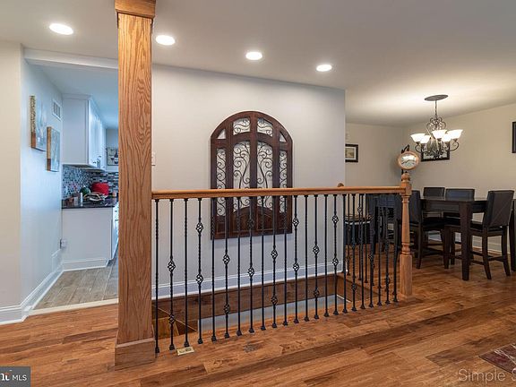 5th image of 45 Midland Dr
