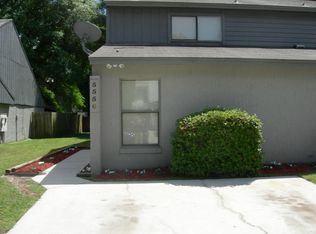 5556 Pinehill Ln, Jacksonville, FL 32244