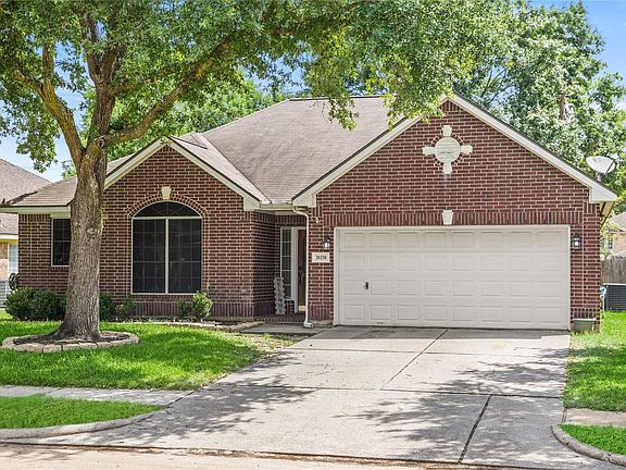 2nd image of 20330 Concord Hill Dr
