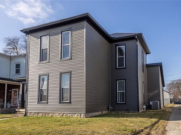 3rd image of 227 N Pomeroy Ave