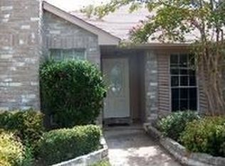 1704 Laurel Ln, Leander, TX 78641