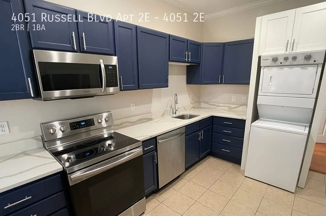 Building Photo - 4051 Russell Blvd #2E