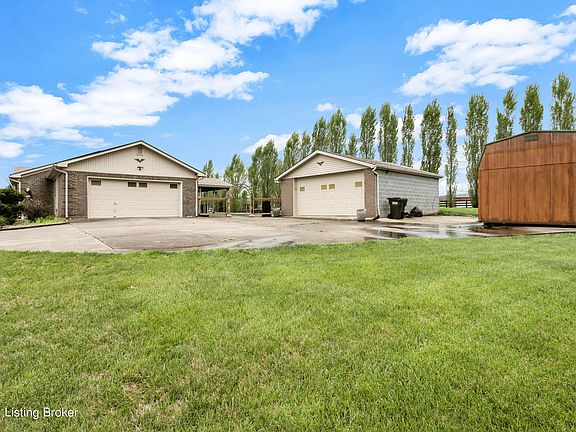 5th image of 214 Country Trace Dr
