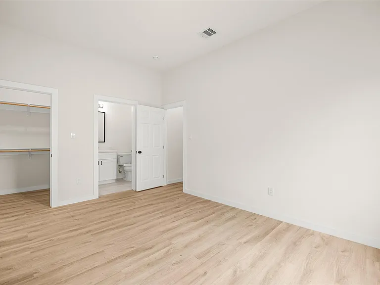 9709 Pelsey St #A — Photo 13