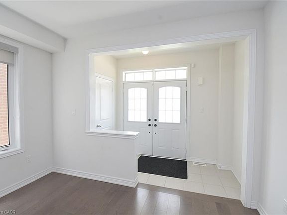 3rd image of 266 Chippewa Ave