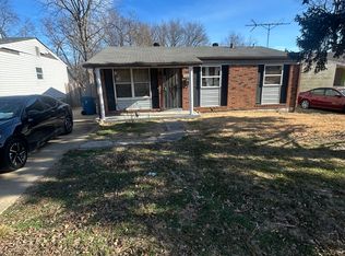 10068 Royal Dr, Saint Louis, MO 63136