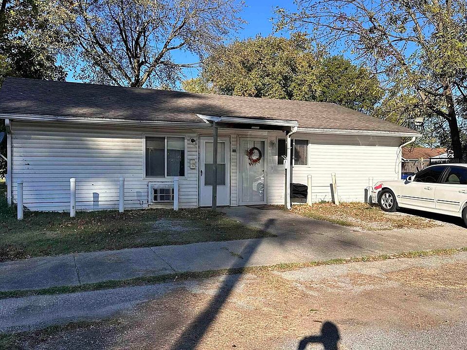 1st image of 301 N Jefferson St