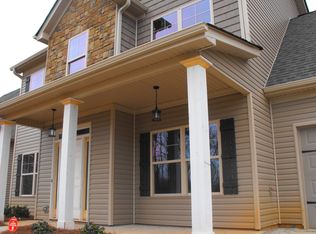 131 Fairway Dr, Newnan, GA 30265