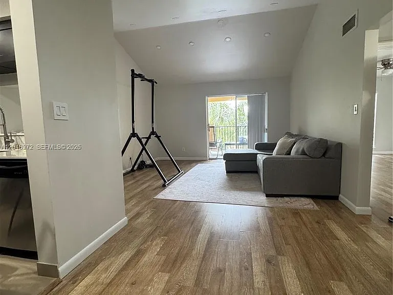 733 Riverside Dr #1236 — Photo 15
