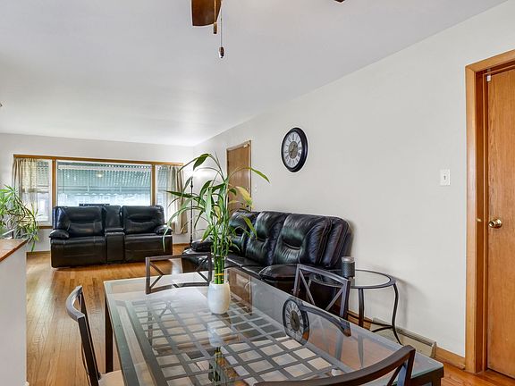 4th image of 3707 East Ave