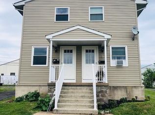 456 State St, East Greenville, PA 18041