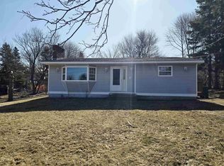 34 6th St, Trenton, NS B0K 1X0
