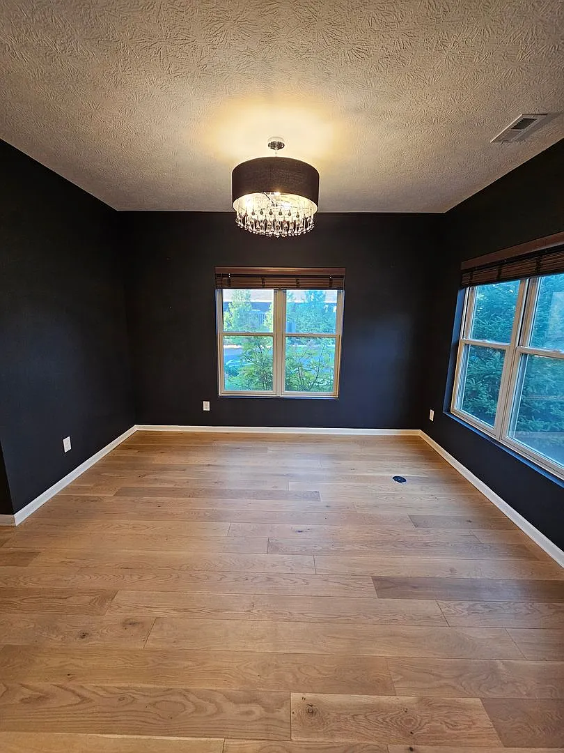 Don't Miss Your Chance to Lease this Luxurious End Unit Townhome Condo in Crocker Park!! — Photo 3