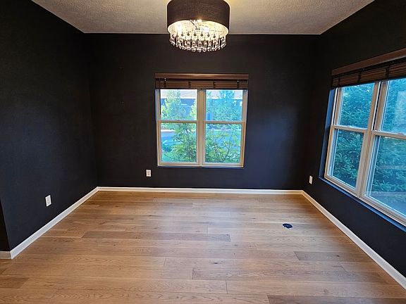 3rd image of 31 Ashbourne Dr