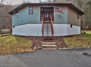 3225 Sullivans Trl, Falls, PA 18615