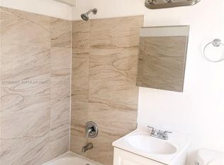 137 SW 5th Ct #1-3, Dania, FL 33004