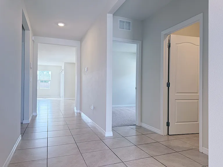 2703 Rowan St — Photo 3
