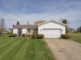 4400 Coonhill Rd, Pleasant Lake, MI 49272