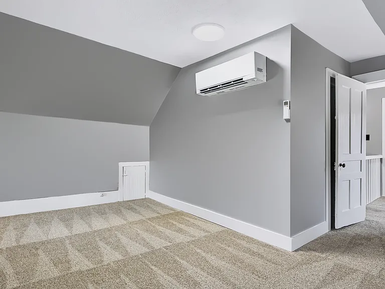 305 Church St — Photo 12