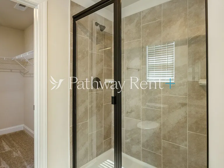 123 Wembury Ln — Photo 12