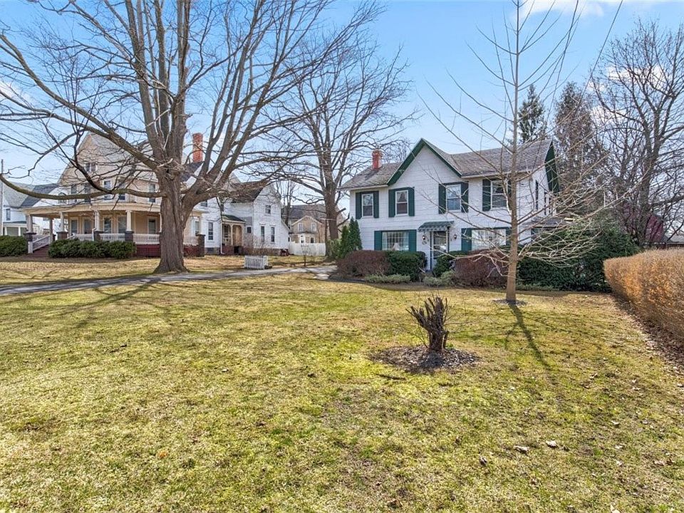 41 E Main St, Clifton Springs, NY 14432 Zillow