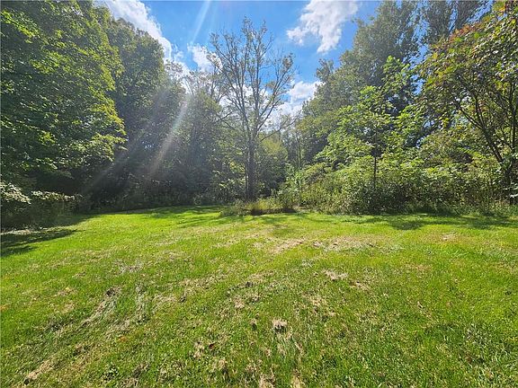 2nd image of 3309 Clay Pike