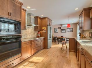 5 Merrinott Rd, Bolton, MA 01740