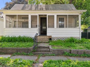 1419 17th St, Moline, IL 61265