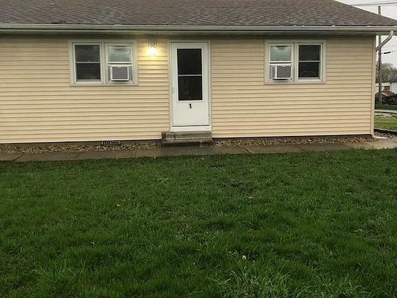 2nd image of 147 N Van Buren Ave Unit 1