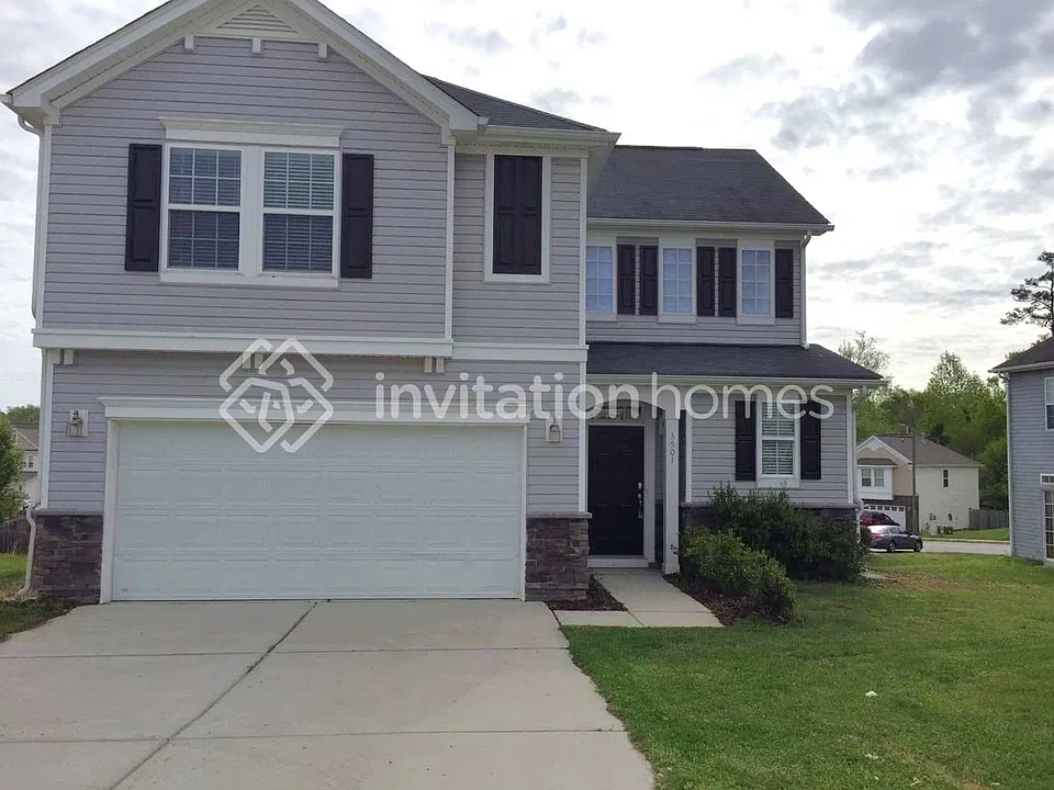 3501 Mackinac Island Ln