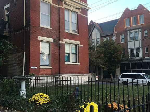 3rd image of 1200 S 6th St APT 1